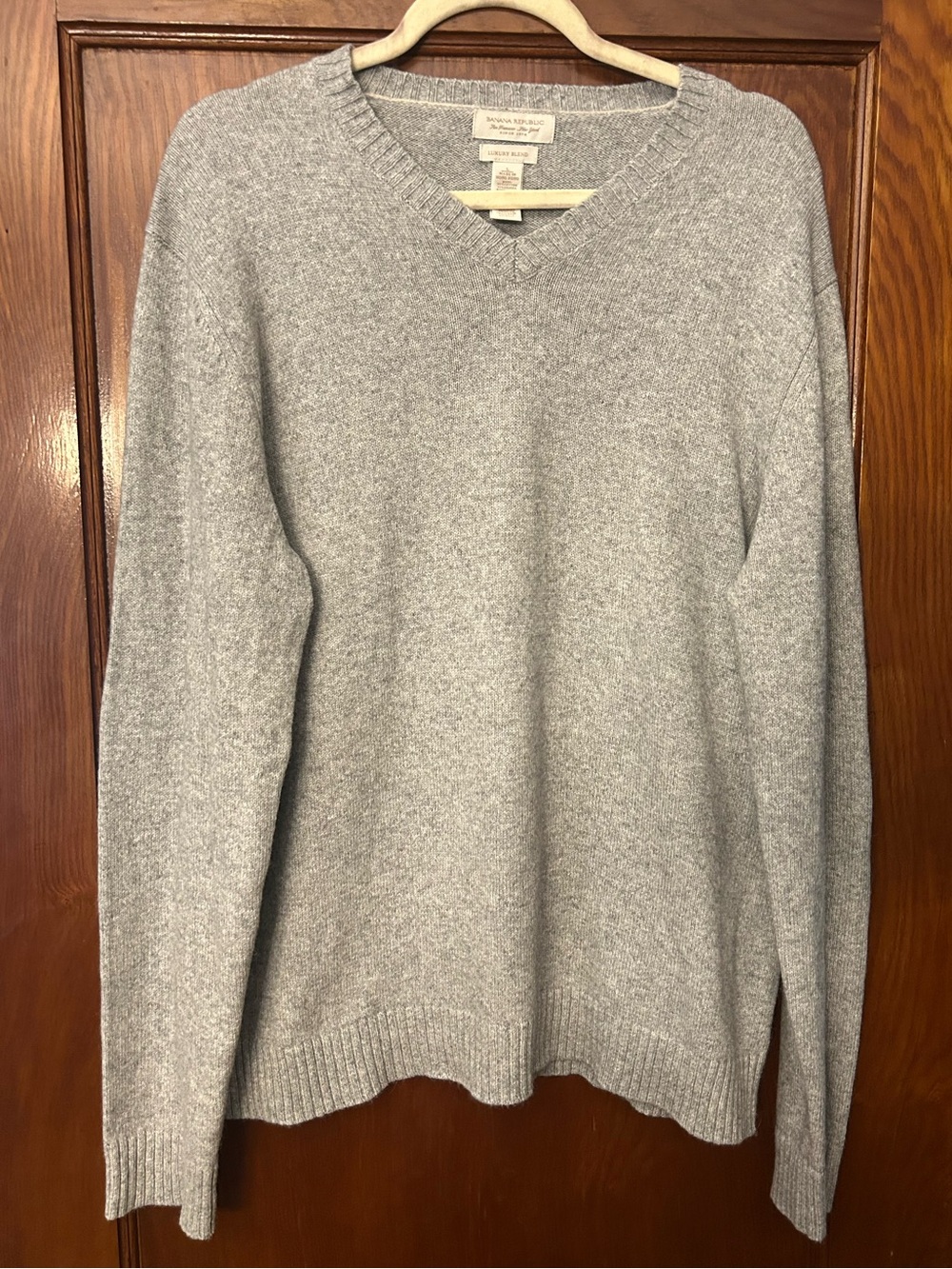 Vintage Y2k Banana Republic Luxury Blend V-neck Knit Sweater Grey Large
